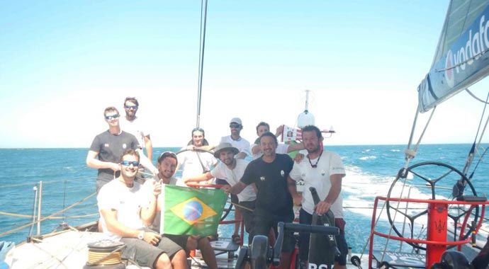 MASERATI Y GIOVANNI SOLDINI, PRIMEROS EN LA LÍNEA DE META EN RIO DE JANEIRO SE ADJUDICAN LA CAPE2RIO ESTABLECIENDO UN NUEVO RECORD: 10 DÍAS Y 11 HORAS MASERATI Y GIOVANNI SOLDINI, PRIMEROS EN LA LÍNEA DE META EN RIO DE JANEIRO SE ADJUDICAN LA CAPE2RIO ESTABLECIENDO UN NUEVO RECORD: 10 DÍAS Y 11 HORAS
