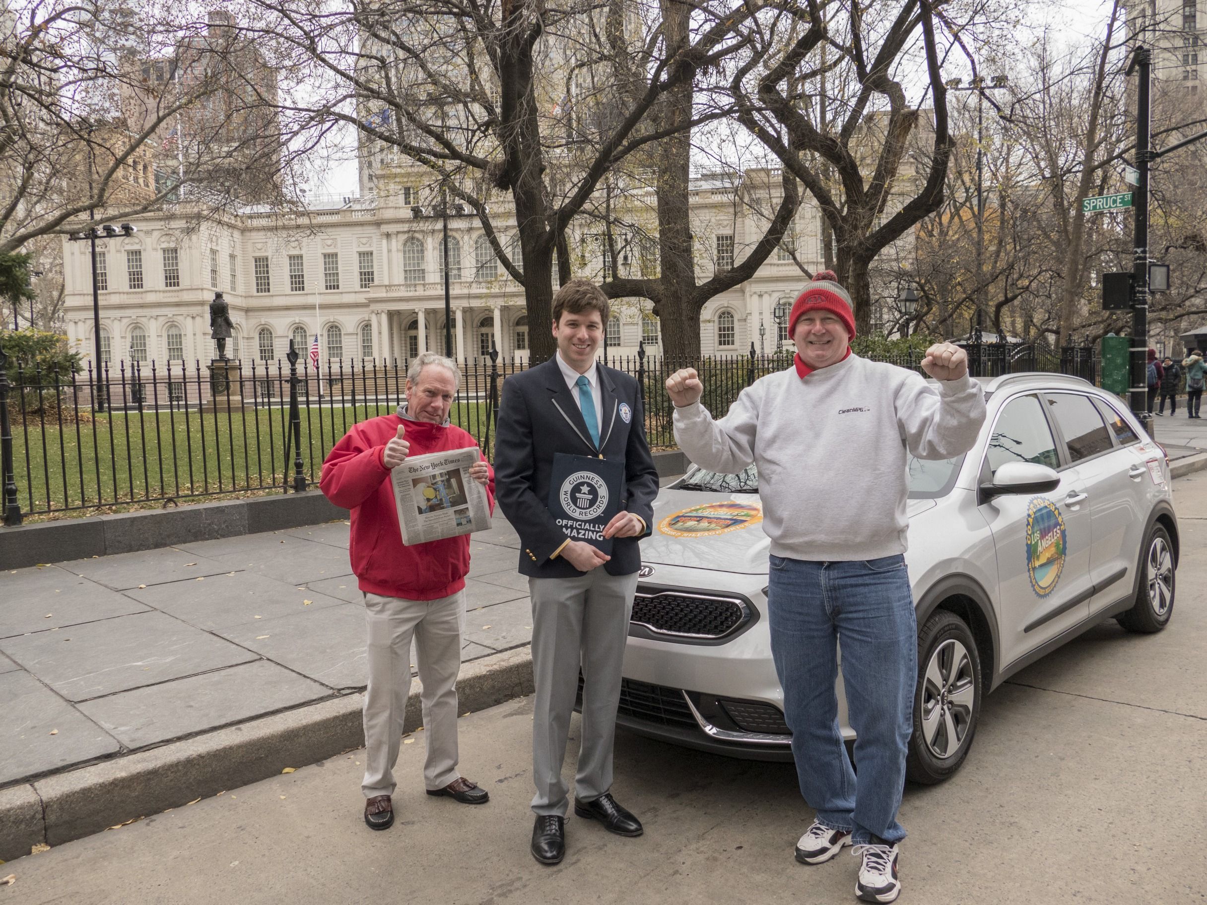 Kia Niro logra el título GUINNESS WORLD RECORDS™ por el consumo más bajo logrado por un vehículo híbrido Kia Niro logra el título GUINNESS WORLD RECORDS™ por el consumo más bajo logrado por un vehículo híbrido