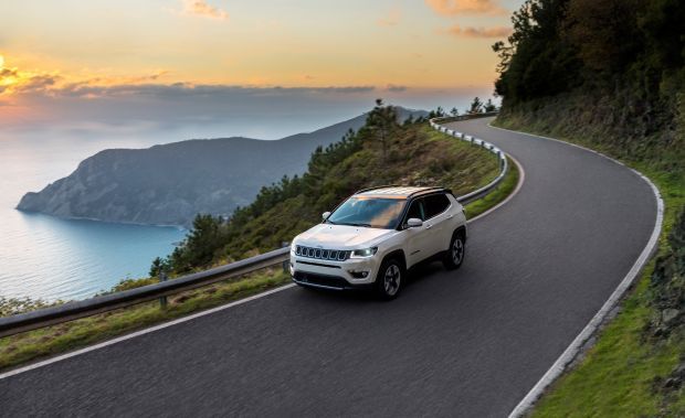 Jeep Compass: un nuevo SUV compacto Jeep Compass: un nuevo SUV compacto