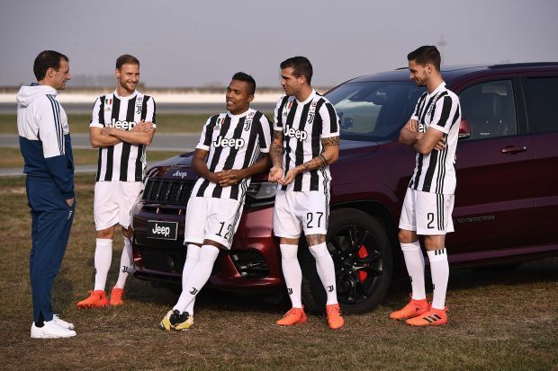 Las superestrellas de la Juventus disfrutan de la gama Jeep Las superestrellas de la Juventus disfrutan de la gama Jeep