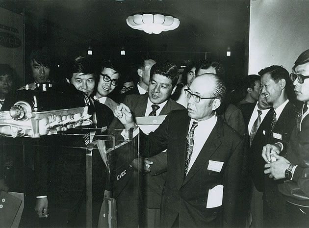 La historia de Honda en imágenes (III): la conquista del mundo La historia de Honda en imágenes (III): la conquista del mundo