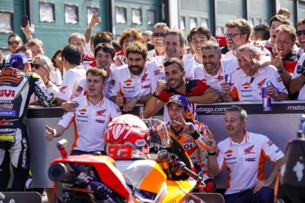Márquez queda segundo en Italia pero sigue avanzando imparable Márquez queda segundo en Italia pero sigue avanzando imparable