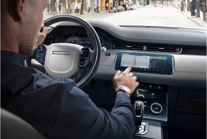 Los modelos de Jaguar Land Rover mejoran equipamiento con actualizaciones por aire Los modelos de Jaguar Land Rover mejoran equipamiento con actualizaciones por aire