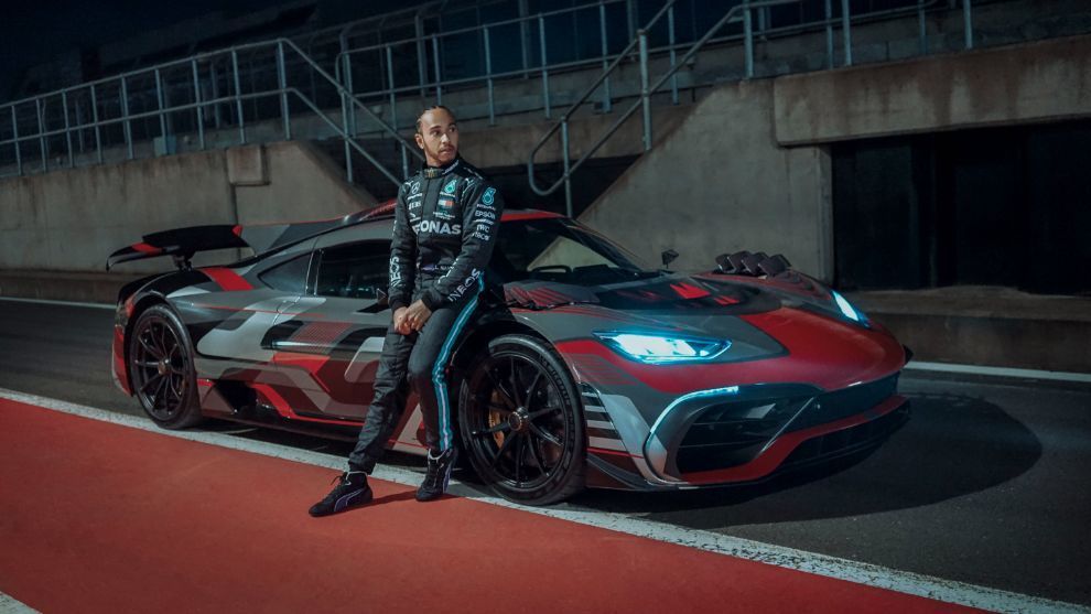 El after work de Lewis Hamilton: trabajar en el desarrollo del AMG Project One El after work de Lewis Hamilton: trabajar en el desarrollo del AMG Project One