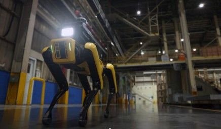 Hyundai lanza el ‘Robot de Servicio de Seguridad en Fábrica’ Hyundai lanza el ‘Robot de Servicio de Seguridad en Fábrica’