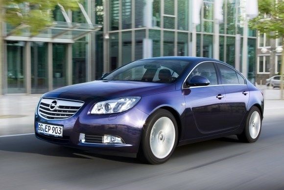 Opel "HiPerStrut" en los Insignia de tracción delantera Opel "HiPerStrut" en los Insignia de tracción delantera