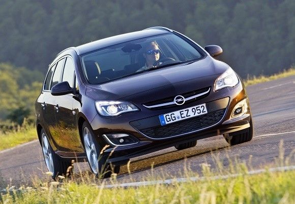 Opel Astra: novedades en la gama Opel Astra: novedades en la gama