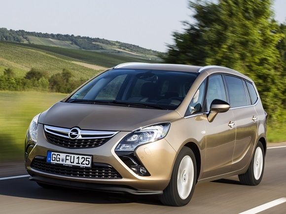 Opel Zafira Tourer también con motor 1.4 Turbo de 120 CV Opel Zafira Tourer también con motor 1.4 Turbo de 120 CV