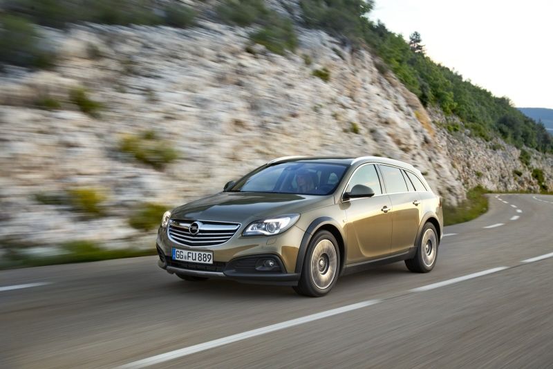 Opel Insignia Country Tourer 2.0 CDTI Biturbo al detalle Opel Insignia Country Tourer 2.0 CDTI Biturbo al detalle