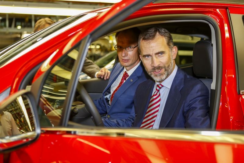 Felipe VI conduce el Opel Mokka Felipe VI conduce el Opel Mokka