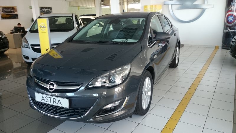 ASTRA SEDAN EXCELLENCE 1.7 CDTI S/S 130CV AM 14,5 ¡por sólo 18.600€! ASTRA SEDAN EXCELLENCE 1.7 CDTI S/S 130CV AM 14,5 ¡por sólo 18.600€!