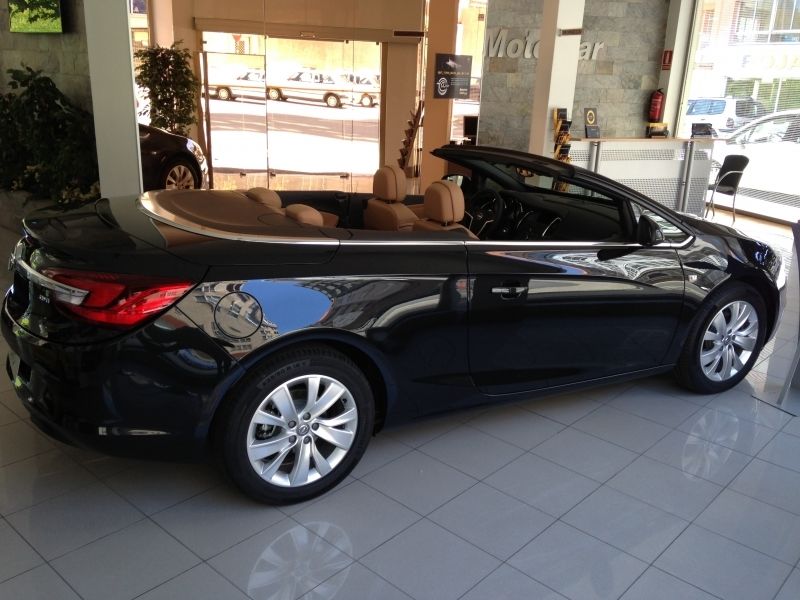 Nueva estrella en el el firmamento de Motorkar....! El nuevo Opel Cabrio! Nueva estrella en el el firmamento de Motorkar....! El nuevo Opel Cabrio!