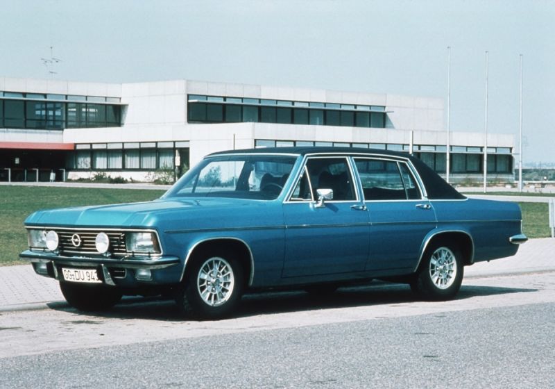 Los Tres Grandes de Opel: 50º Aniversario del Kapitän, Admiral y Diplomat Los Tres Grandes de Opel: 50º Aniversario del Kapitän, Admiral y Diplomat