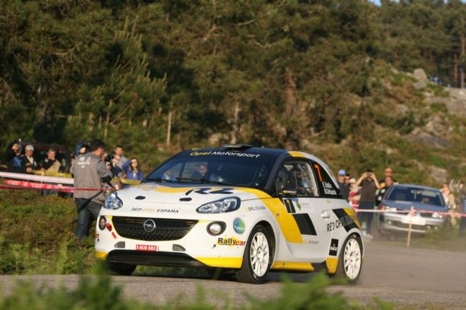Vallín y Opel, líderes del Nacional de Rallyes Vallín y Opel, líderes del Nacional de Rallyes