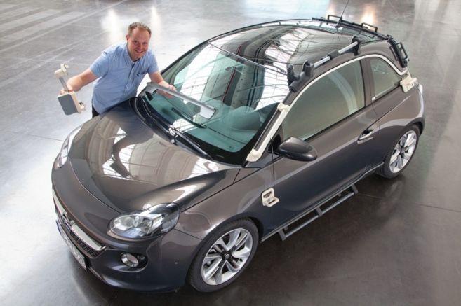 Opel utiliza impresoras 3D en la producción de sus vehículos Opel utiliza impresoras 3D en la producción de sus vehículos