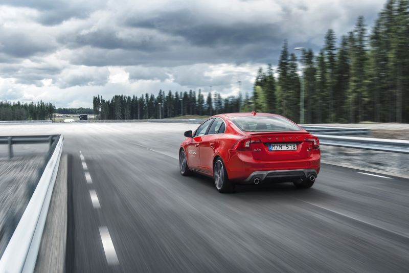VOLVO CARS SE APROXIMA A UN FUTURO SIN COLISIONES CON LA INAUGURACIÓN DEL CENTRO DE PRUEBAS ASTRAZERO VOLVO CARS SE APROXIMA A UN FUTURO SIN COLISIONES CON LA INAUGURACIÓN DEL CENTRO DE PRUEBAS ASTRAZERO