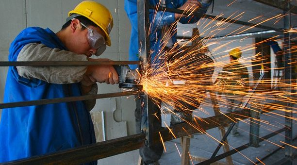 ESPAÑA REGISTRA EL MAYOR AUMENTO DE PEDIDOS A LA INDUSTRIA MANUFACTURERA DESDE 2007 ESPAÑA REGISTRA EL MAYOR AUMENTO DE PEDIDOS A LA INDUSTRIA MANUFACTURERA DESDE 2007