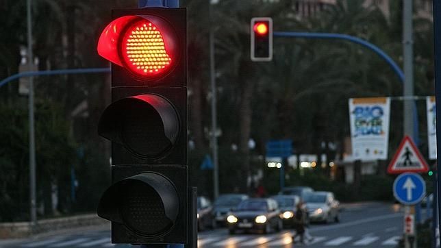 ¿Cuándo apareció el primer semáforo eléctrico? ¿Cuándo apareció el primer semáforo eléctrico?