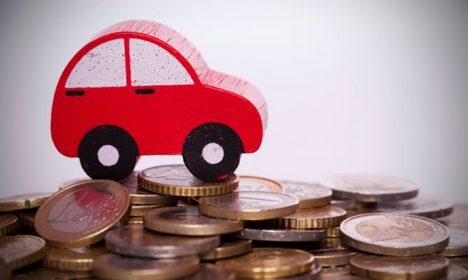 Los solteros pagan más por su seguro de coche Los solteros pagan más por su seguro de coche