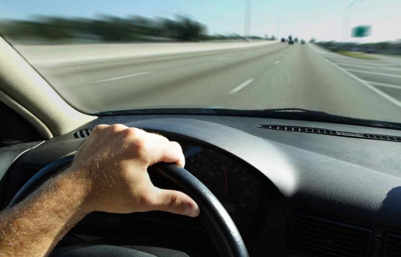 ¿Qué esperan los jóvenes de los coches del futuro? ¿Qué esperan los jóvenes de los coches del futuro?