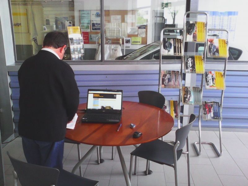 DEMANA'NS INFORMACIÓ SENSE COMPROMÍS, ESTEM AL TEU SERVEI. DEMANA'NS INFORMACIÓ SENSE COMPROMÍS, ESTEM AL TEU SERVEI.