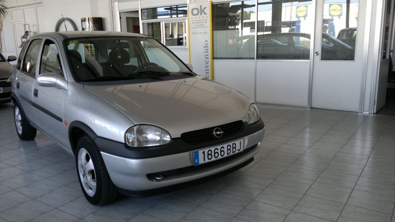 OPEL CORSA 5P EDITION 2000 1.2I 16V OPEL CORSA 5P EDITION 2000 1.2I 16V