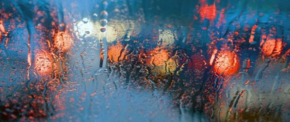 Conducir bajo la lluvia con máxima seguridad Conducir bajo la lluvia con máxima seguridad