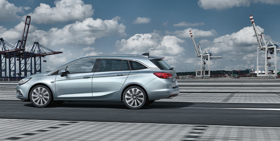 Llega la versión familiar del Astra Llega la versión familiar del Astra