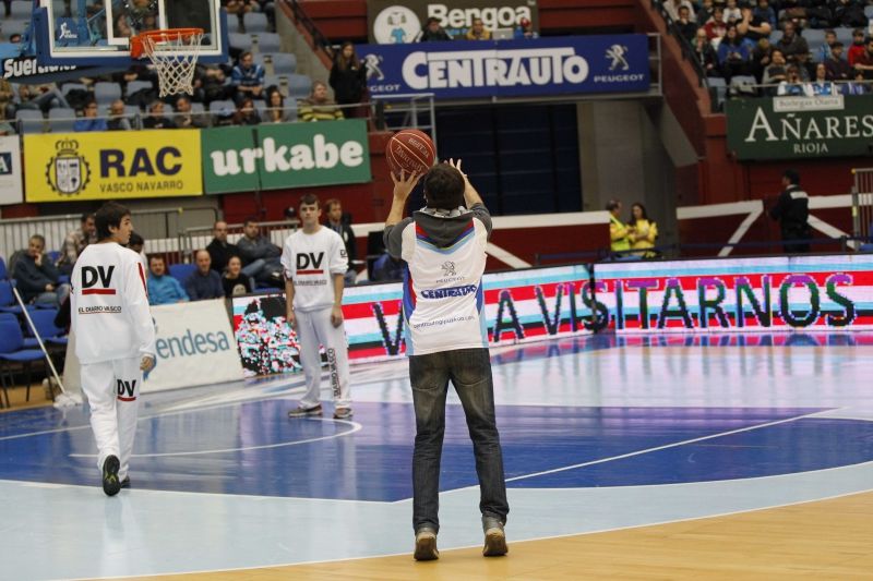 Iñigo Jiménez, último cuartofinalista del Concurso de Triples "Centrauto" Iñigo Jiménez, último cuartofinalista del Concurso de Triples "Centrauto"