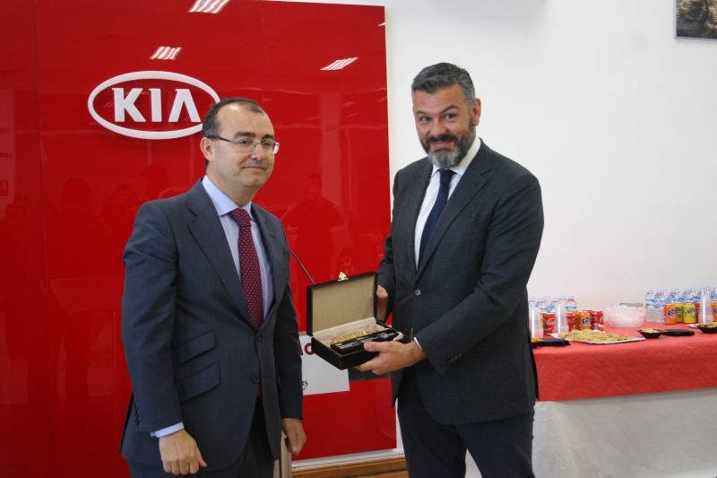 Talleres ARM Motor premiado por Kia con el “Platinum Prestige Dealer Award” Talleres ARM Motor premiado por Kia con el “Platinum Prestige Dealer Award”