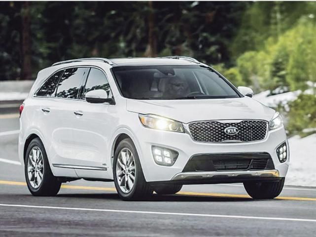CON TODOS USTEDES… EL NUEVO KIA SORENTO CON TODOS USTEDES… EL NUEVO KIA SORENTO