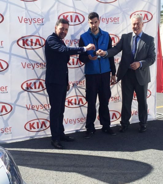 Entrega Kia Rio a Espanicar Entrega Kia Rio a Espanicar