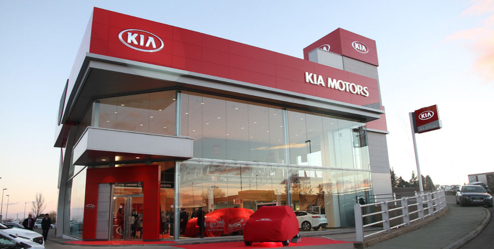 BUSANAUTO LEÓN BUSANAUTO LEÓN