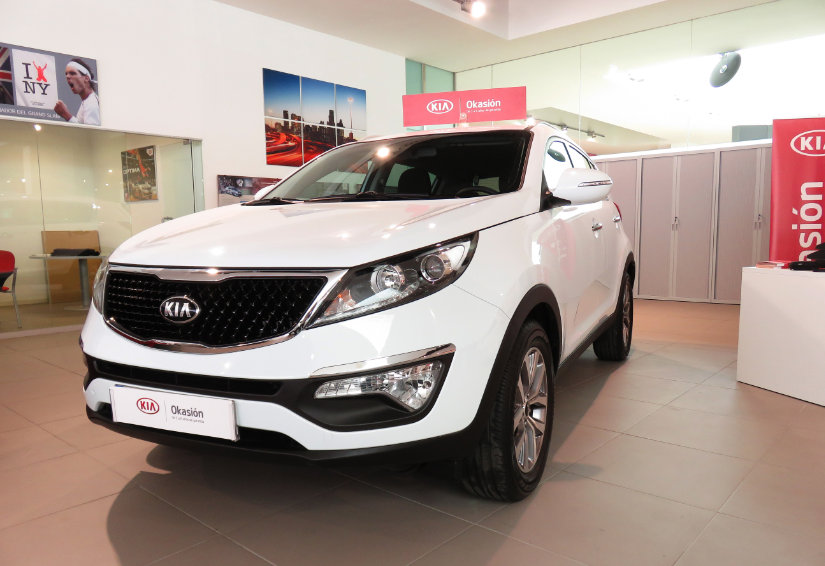 Kia Sportage 1.7 CRDi Drive por 18.900€* Kia Sportage 1.7 CRDi Drive por 18.900€*