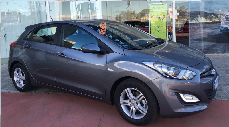 HYUNDAI i30 1.4 100CV - KLASS HYUNDAI i30 1.4 100CV - KLASS