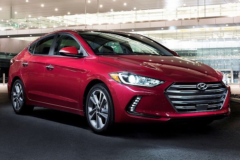 NOVEDADES DEL NUEVO HYUNDAI ELANTRA SPORT 2017. NOVEDADES DEL NUEVO HYUNDAI ELANTRA SPORT 2017.
