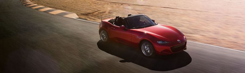 MAZDA MX5 COCHE DEL AÑO EN EL MUNDO 2016 MAZDA MX5 COCHE DEL AÑO EN EL MUNDO 2016