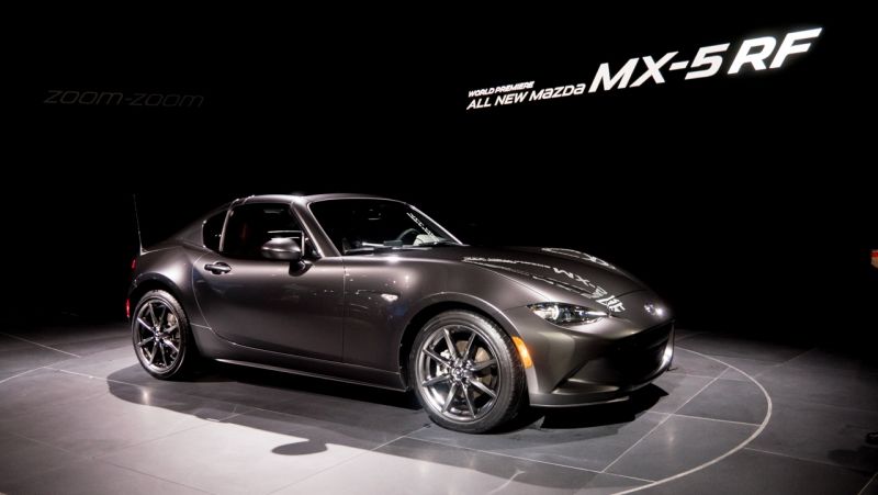 NUEVO MAZDA MX-5 RF. NUEVO MAZDA MX-5 RF.