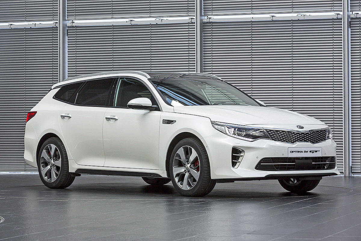 EL NUEVO KIA OPTIMA SPORTSWAGON LLEGARÁ EN OCTUBRE CON HASTA 245 CV EL NUEVO KIA OPTIMA SPORTSWAGON LLEGARÁ EN OCTUBRE CON HASTA 245 CV