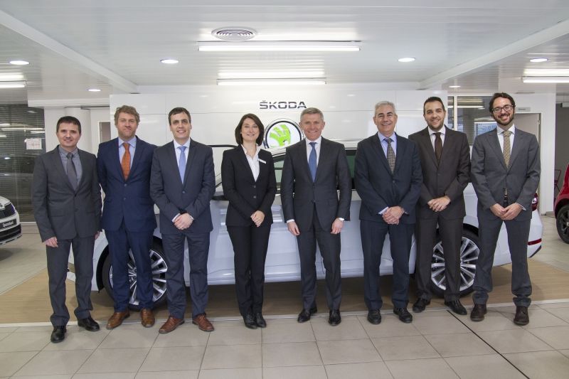 EL PRESIDENTE DEL GRUPO VOLKSWAGEN-AUDI ESPAÑA VISITA NUESTRAS INSTALACIONES EL PRESIDENTE DEL GRUPO VOLKSWAGEN-AUDI ESPAÑA VISITA NUESTRAS INSTALACIONES