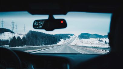 LOS 5 CONSEJOS MÁS IMPORTANTES PARA UNA CONDUCCIÓN SEGURA DURANTE EL INVIERNO LOS 5 CONSEJOS MÁS IMPORTANTES PARA UNA CONDUCCIÓN SEGURA DURANTE EL INVIERNO