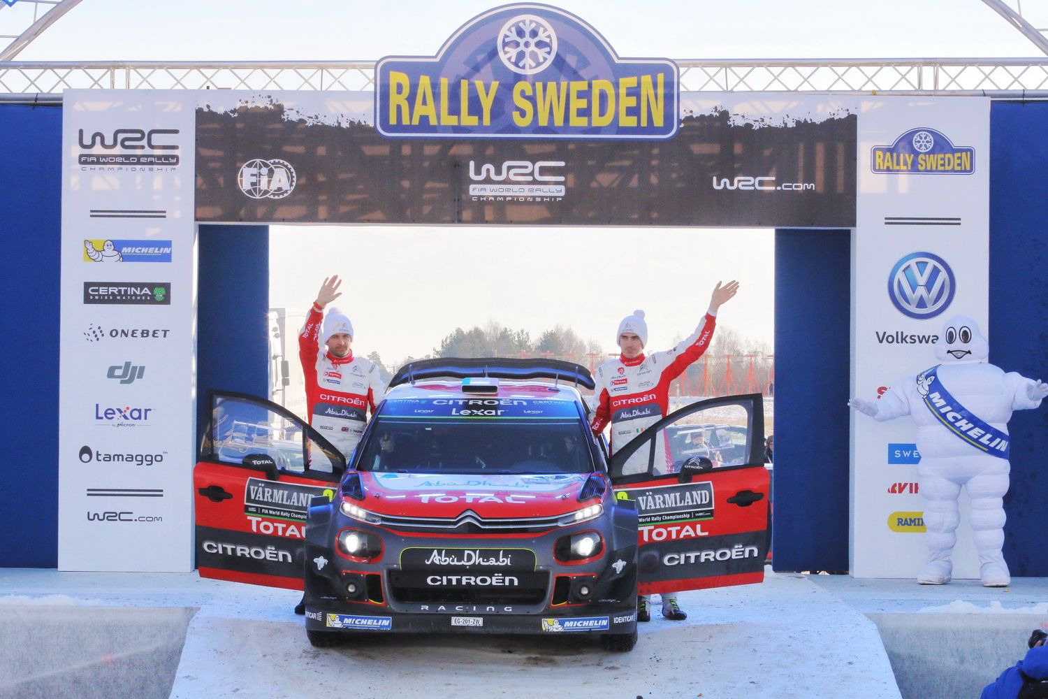 CITROËN TOTAL ABU DHABI WRT SE DIRIGE EN LA DIRECCIÓN CORRECTA CITROËN TOTAL ABU DHABI WRT SE DIRIGE EN LA DIRECCIÓN CORRECTA