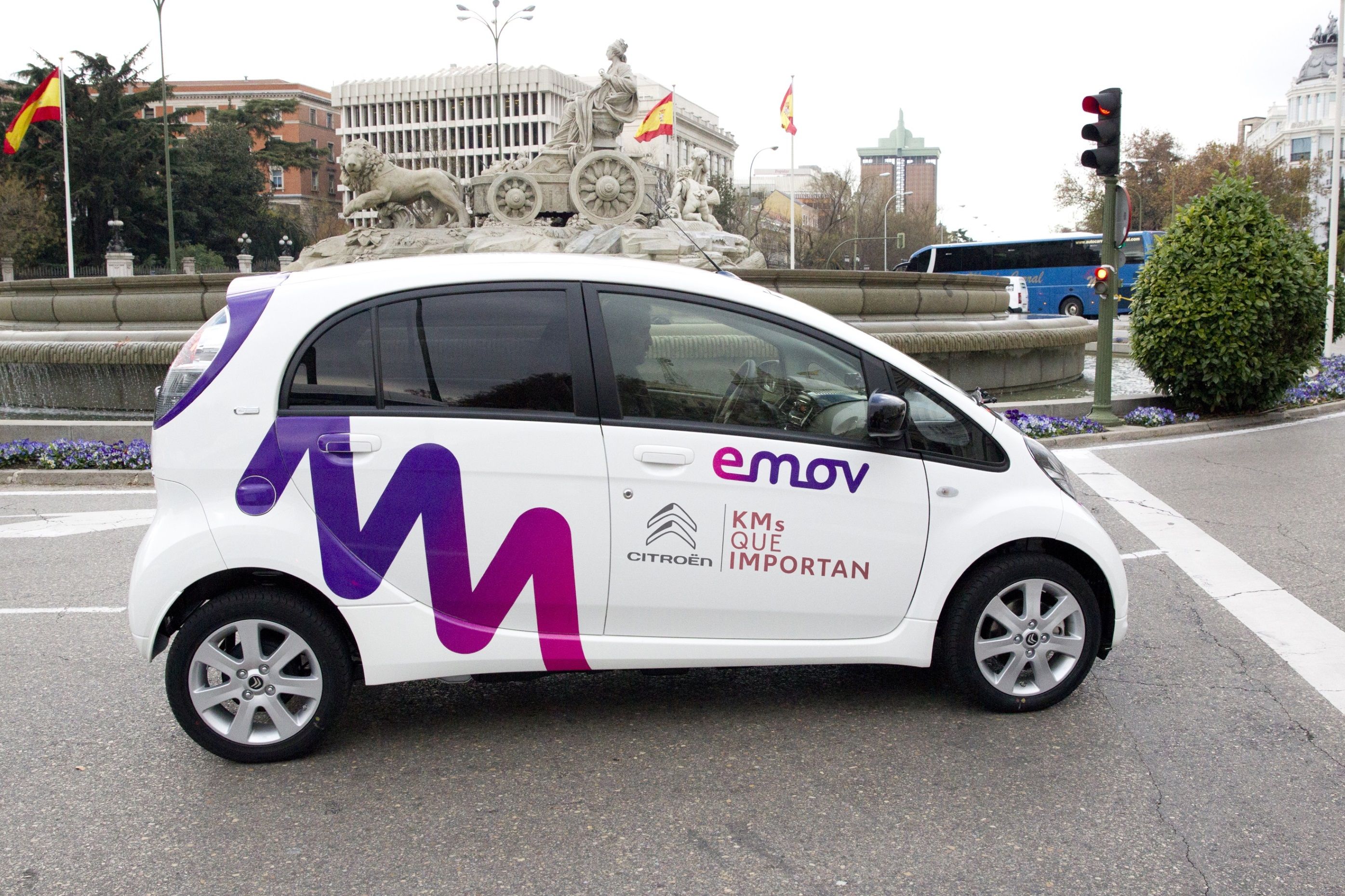 CITROËN Y EMOV SUMAN FUERZAS Y KILÓMETROS PARA LUCHAR CONTRA LAS ENFERMEDADES RARAS CITROËN Y EMOV SUMAN FUERZAS Y KILÓMETROS PARA LUCHAR CONTRA LAS ENFERMEDADES RARAS