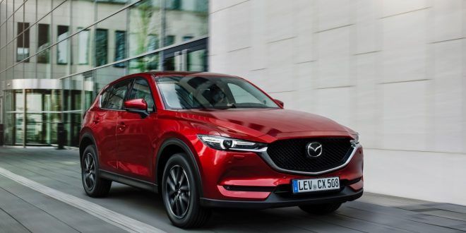 El nuevo Mazda CX5 se presenta en el Salón de Ginebra con interesantes cambios. El nuevo Mazda CX5 se presenta en el Salón de Ginebra con interesantes cambios.