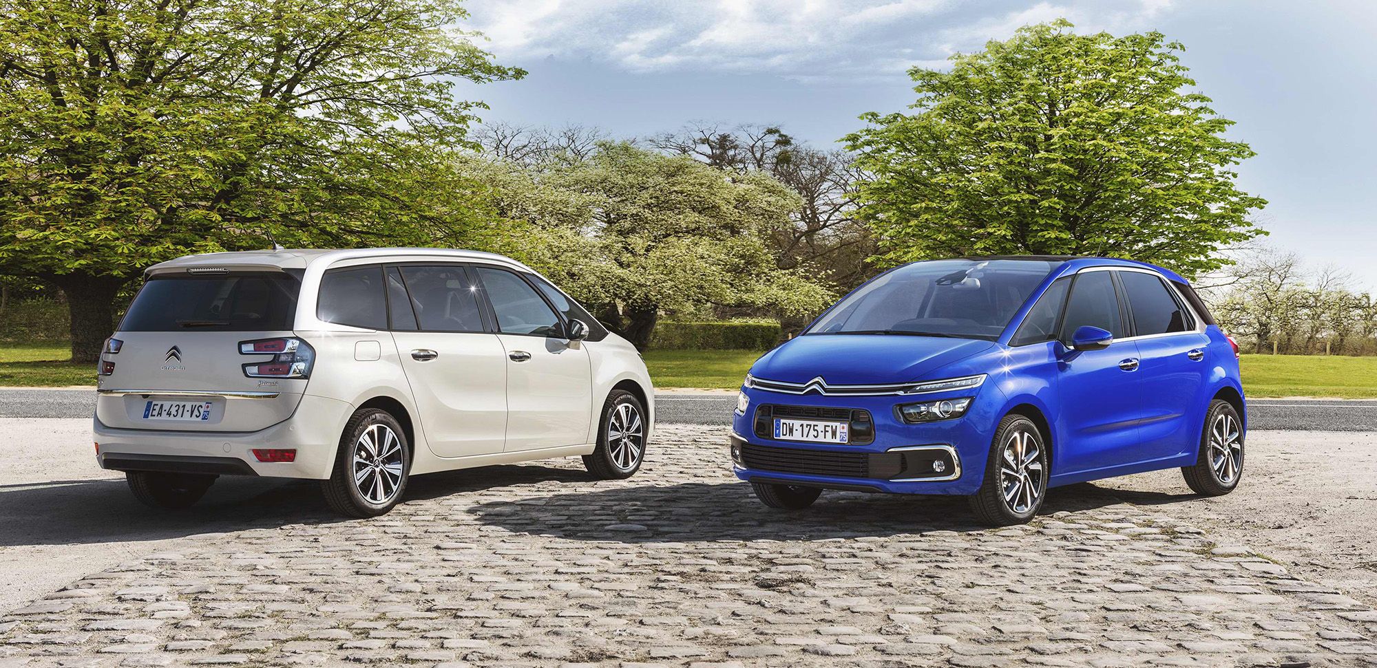 C4 PICASSO Y GRAND C4 PICASSO, REFERENTES EN LAS AYUDAS A LA CONDUCCIÓN C4 PICASSO Y GRAND C4 PICASSO, REFERENTES EN LAS AYUDAS A LA CONDUCCIÓN