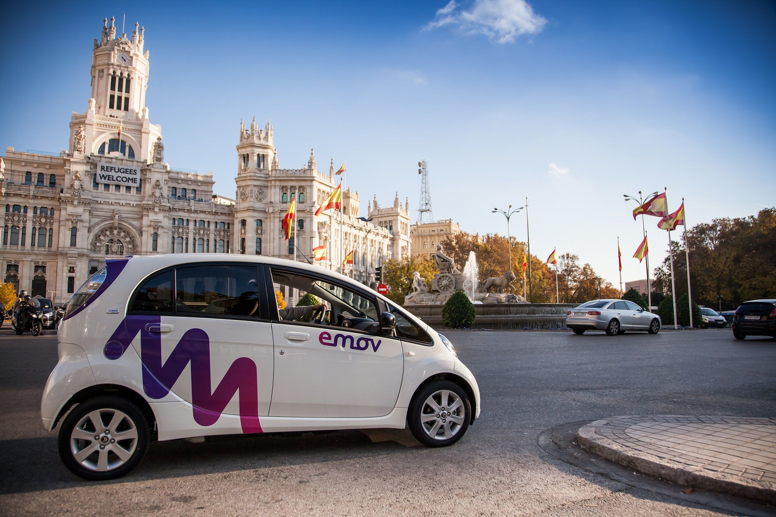 EMOV, el servicio de vehículo compartido de Free2Move, alcanza 100.000 usuarios EMOV, el servicio de vehículo compartido de Free2Move, alcanza 100.000 usuarios