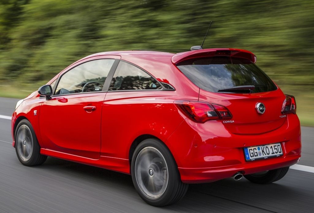 El Opel Corsa S llegará tras el verano con 150 CV y una estética sugerente El Opel Corsa S llegará tras el verano con 150 CV y una estética sugerente
