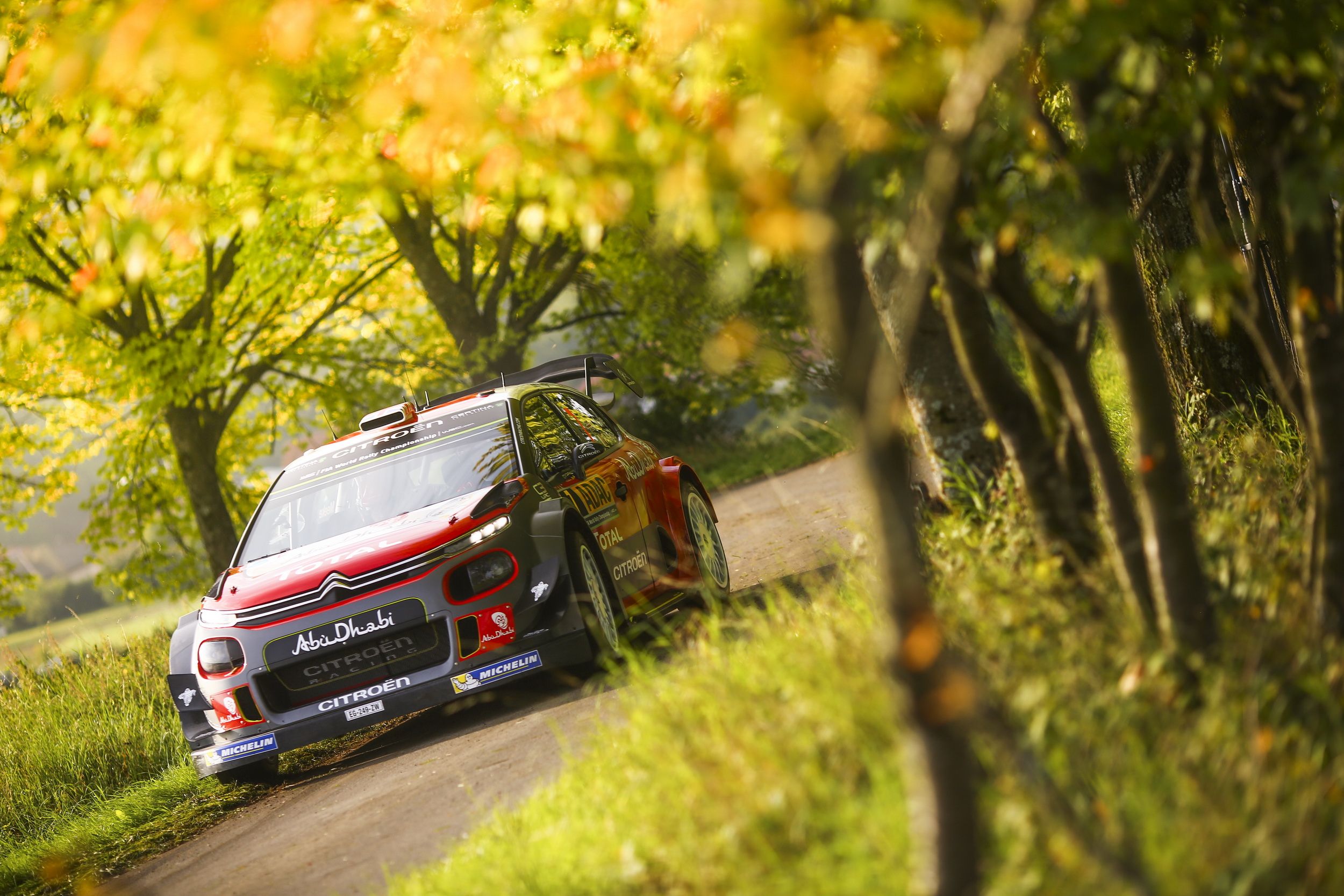 MEEKE, LEFEBVRE Y AL QASSIMI PILOTARÁN LOS C3 WRC EN EL RALLY DE ESPAÑA MEEKE, LEFEBVRE Y AL QASSIMI PILOTARÁN LOS C3 WRC EN EL RALLY DE ESPAÑA