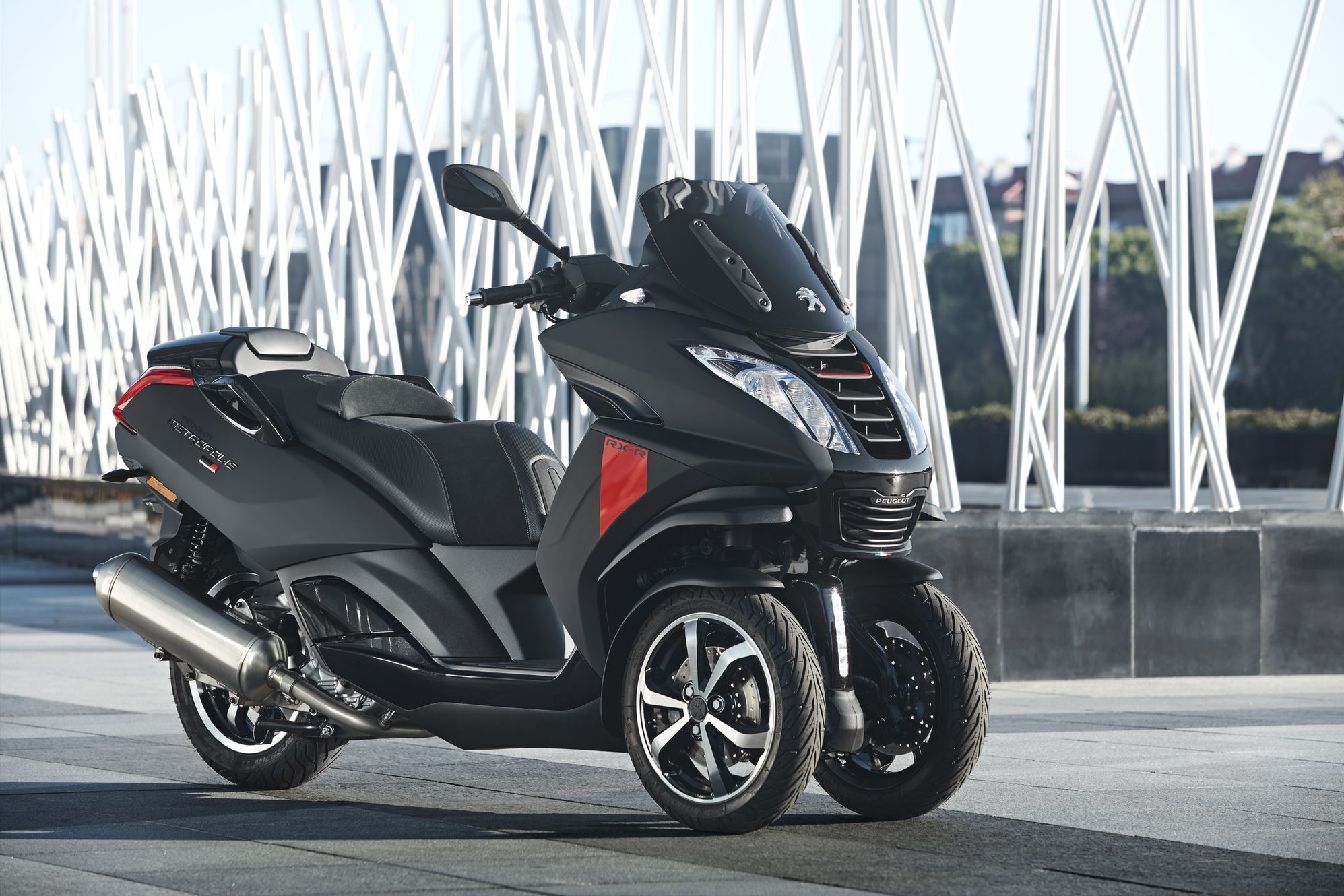 PEUGEOT SCOOTERS CELEBRA EL PEUGEOT METROPOLIS Nº1000 EN ESPAÑA PEUGEOT SCOOTERS CELEBRA EL PEUGEOT METROPOLIS Nº1000 EN ESPAÑA