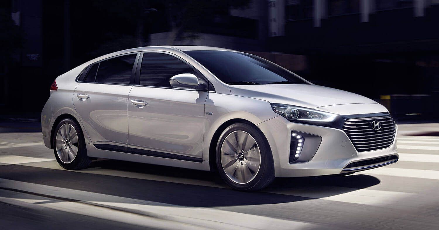 El Nuevo Hyundai IONIQ se hace con el título de Mejor Coche del Año elegido por mujeres El Nuevo Hyundai IONIQ se hace con el título de Mejor Coche del Año elegido por mujeres